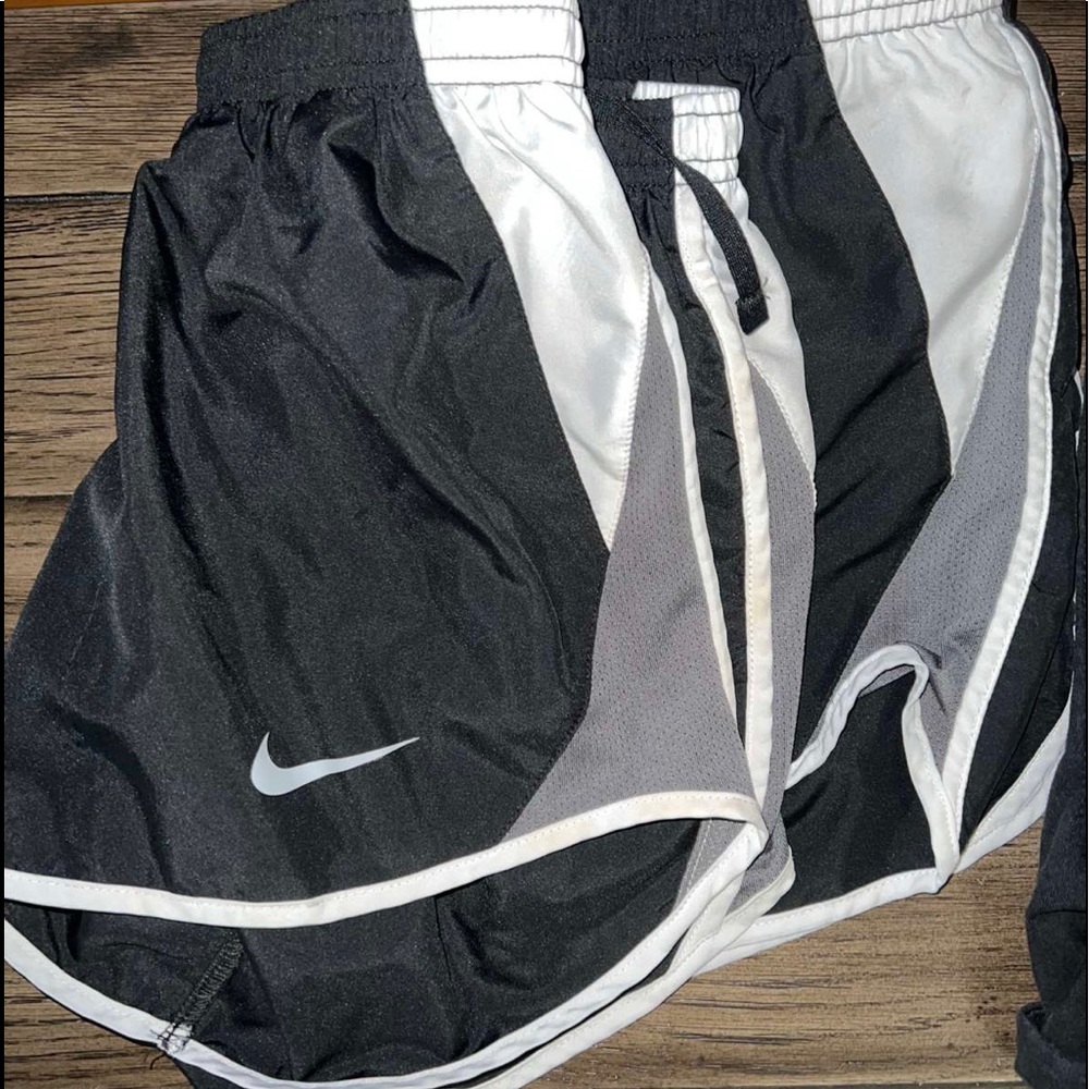 2 XS Nike shorts